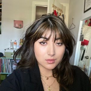 Meet your Posher, Alex